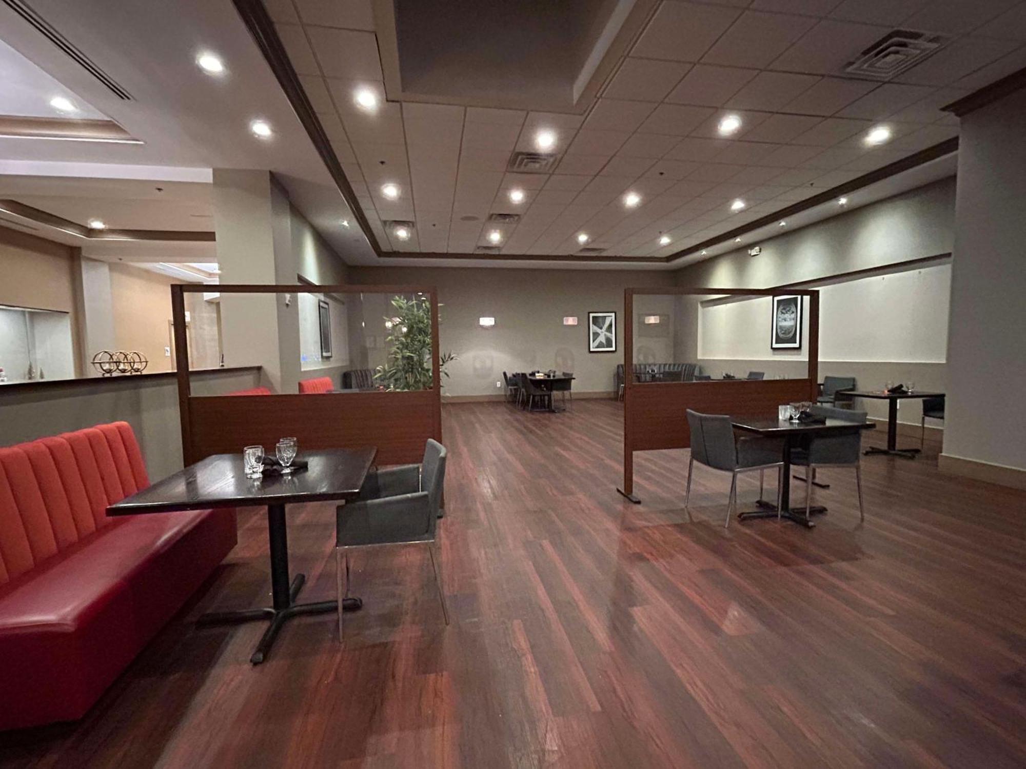 Skyline Hotel Detroit Airport, Surestay Collection By Best Western Romulus Exterior photo